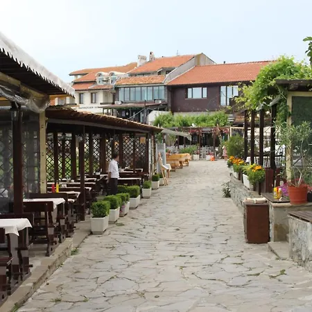 Apartment Abelia Regina *