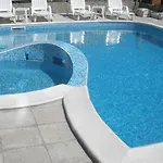 Abelia Regina Sunny Beach