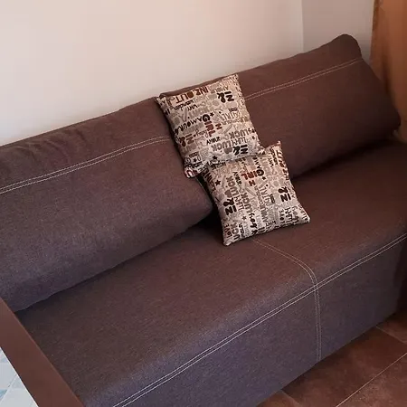 Abelia Regina * Slăntjev Brjag